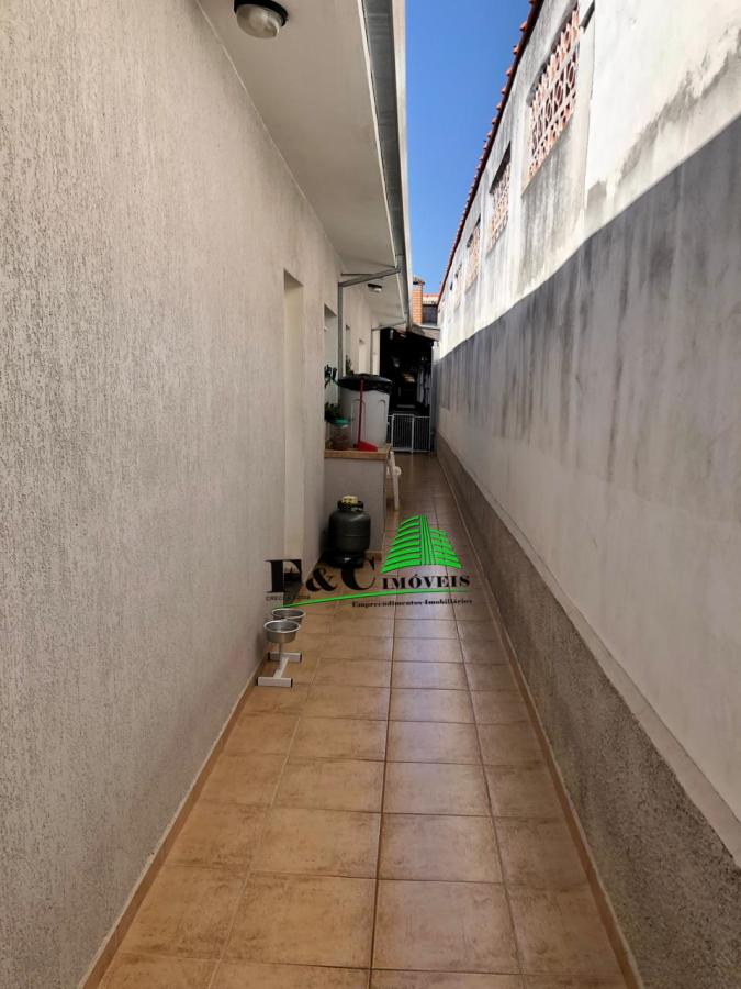 Casa à venda com 2 quartos, 164m² - Foto 6