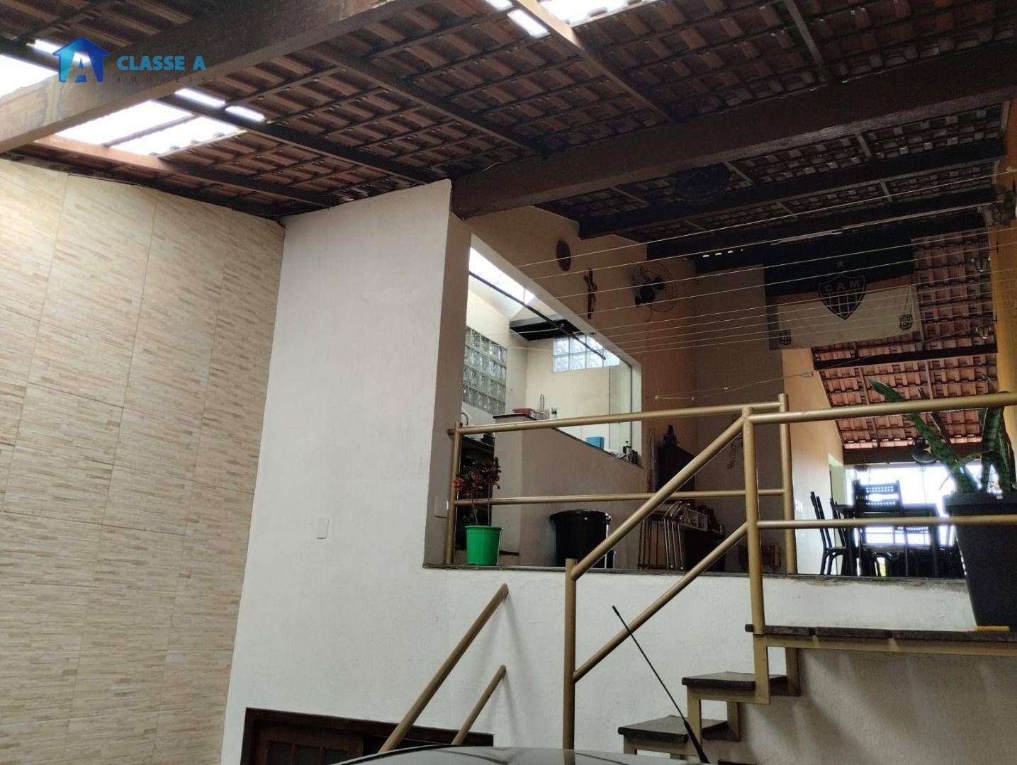 Casa à venda com 3 quartos, 240m² - Foto 31