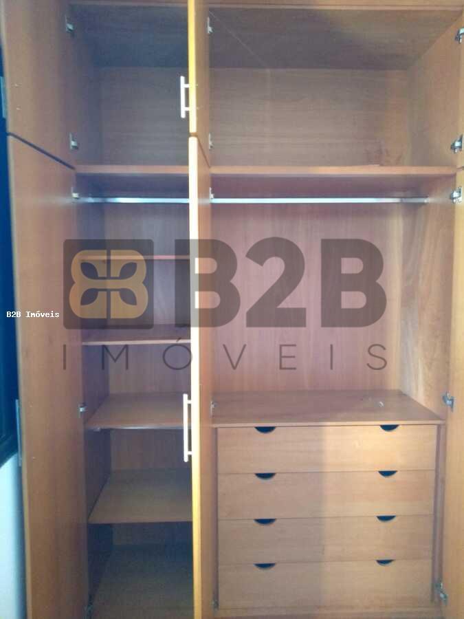 Apartamento à venda com 3 quartos, 64m² - Foto 19