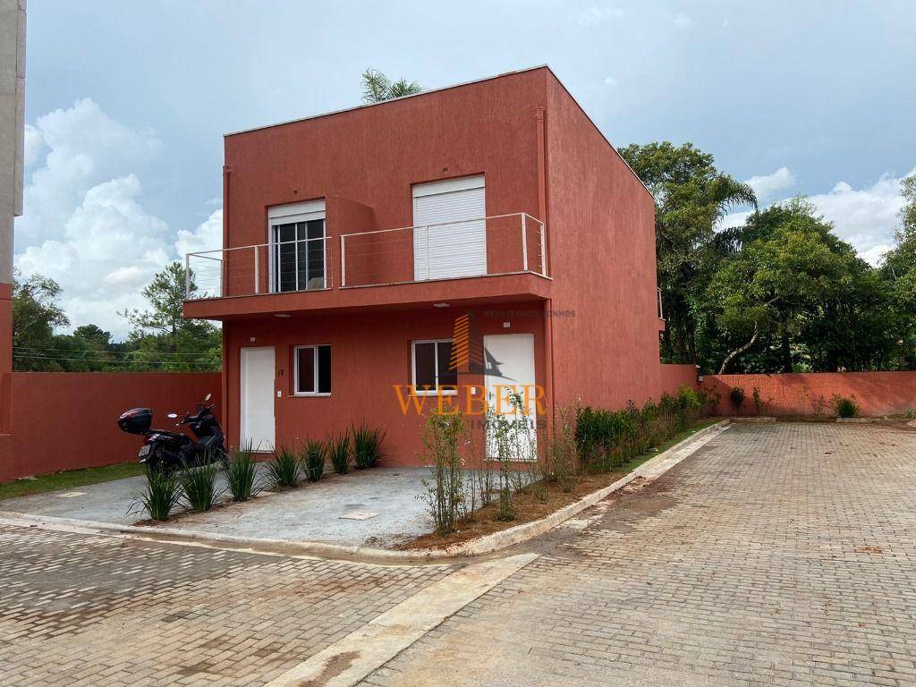 Sobrado à venda com 2 quartos, 72m² - Foto 1