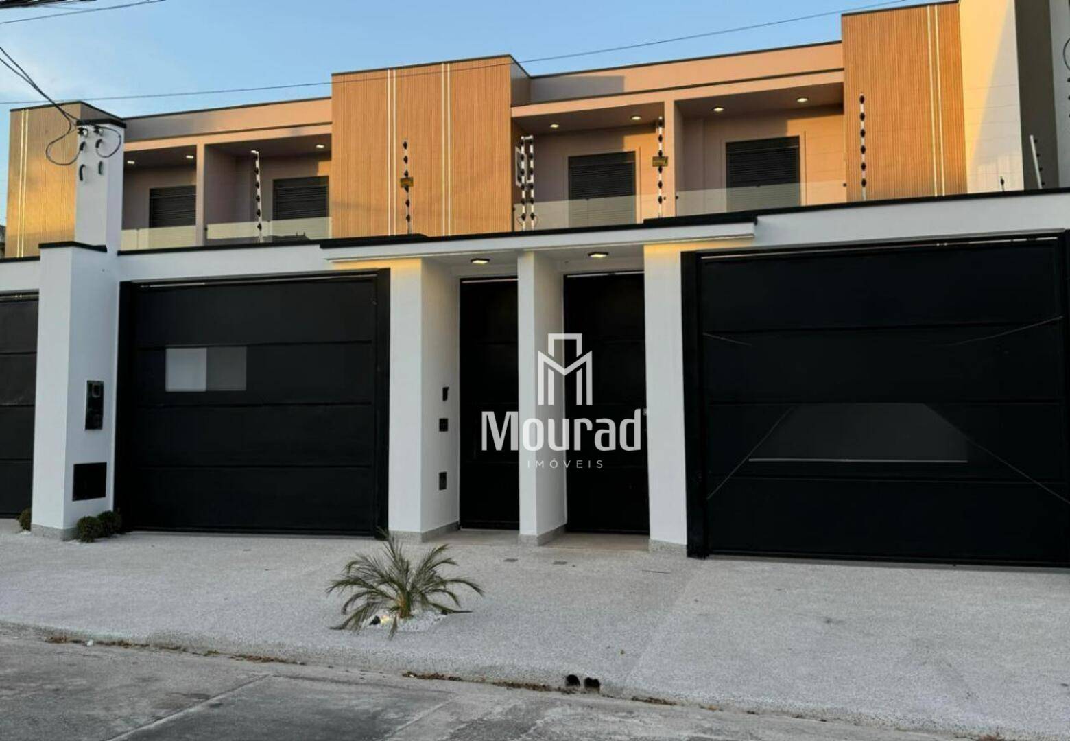 Sobrado à venda com 3 quartos, 193m² - Foto 1