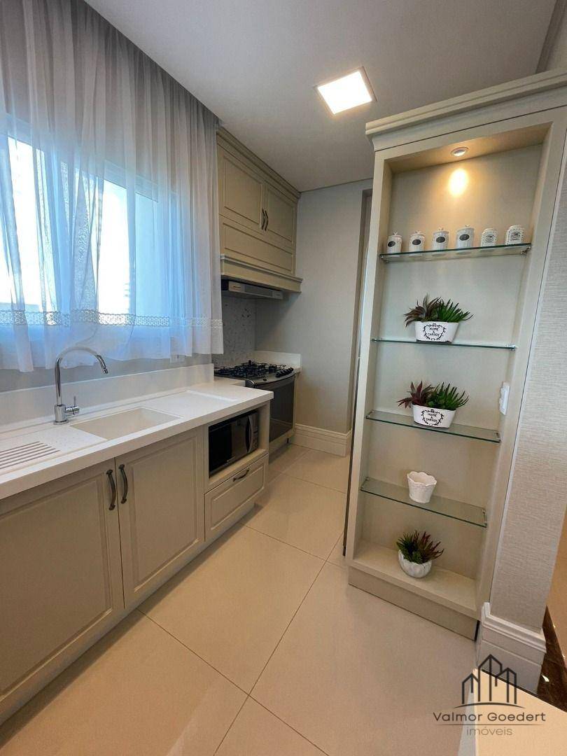 Apartamento à venda com 4 quartos, 157m² - Foto 11