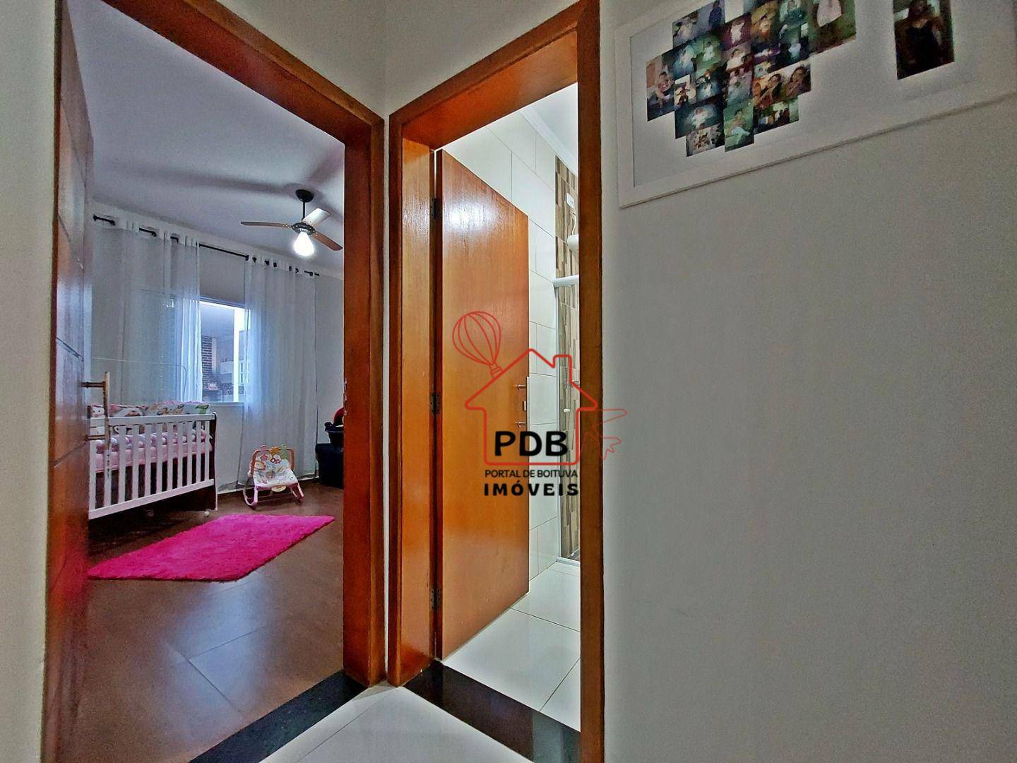 Casa à venda com 3 quartos, 182m² - Foto 9