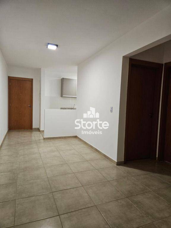 Apartamento para alugar com 2 quartos, 56m² - Foto 2