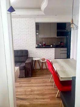 Apartamento à venda com 2 quartos, 62m² - Foto 4