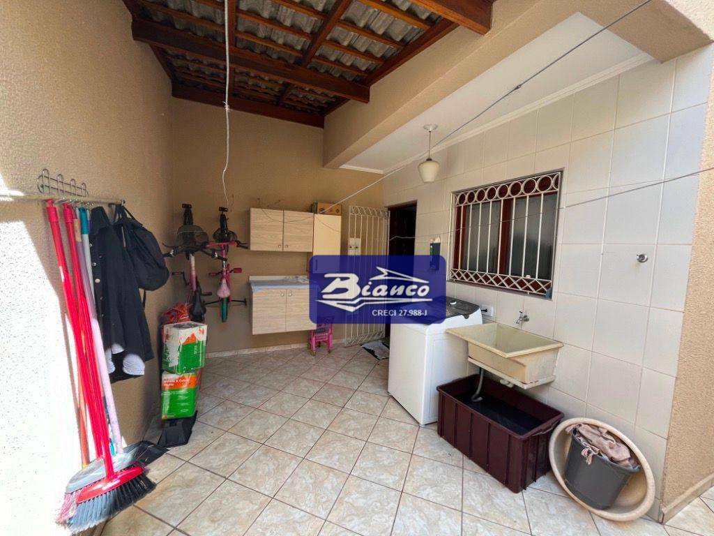 Sobrado à venda com 3 quartos, 132m² - Foto 24