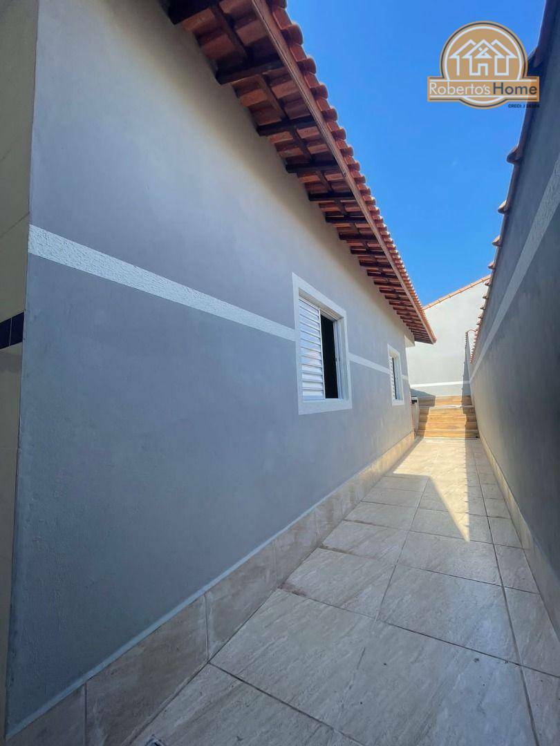 Casa à venda com 2 quartos, 68m² - Foto 4