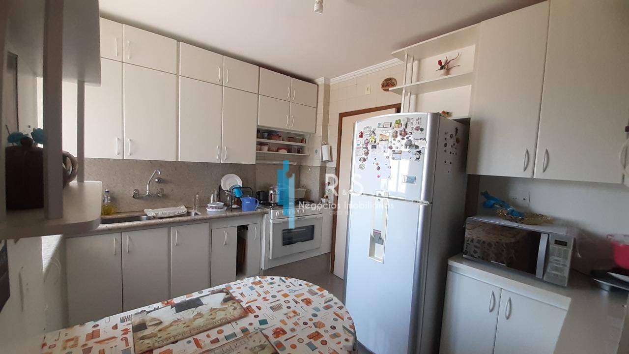 Apartamento à venda com 3 quartos, 82m² - Foto 15