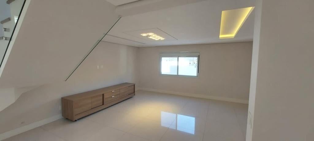 Casa à venda com 3 quartos, 350m² - Foto 8