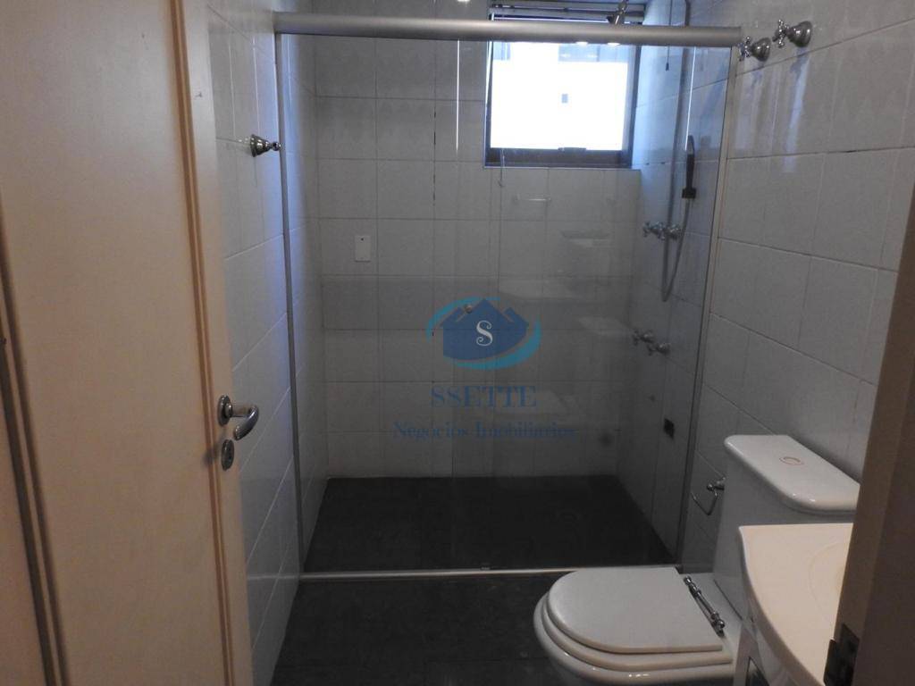 Apartamento à venda com 4 quartos, 220m² - Foto 10