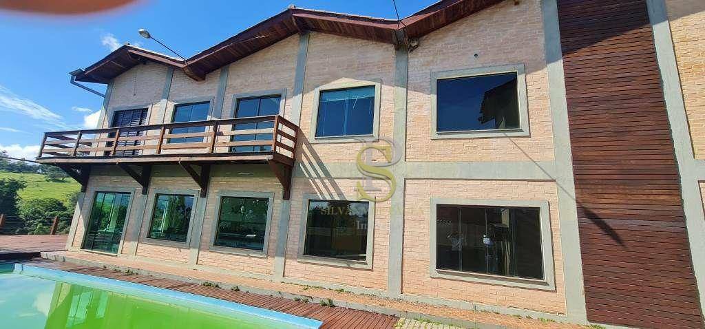 Chácara à venda com 4 quartos, 247m² - Foto 2