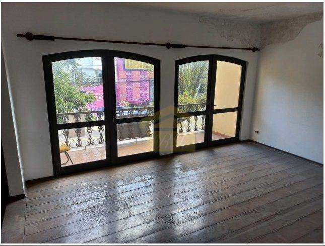 Sobrado à venda com 4 quartos, 400M2 - Foto 2