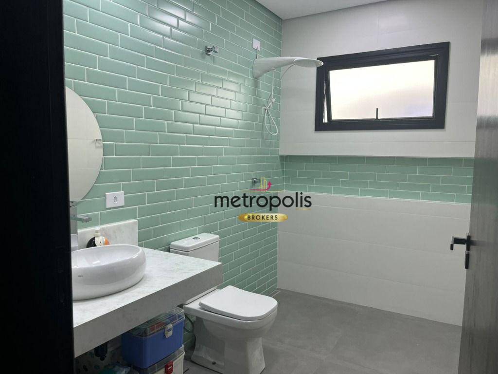 Casa de Condomínio à venda com 4 quartos, 250m² - Foto 17