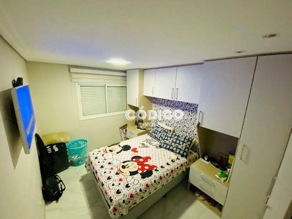 Apartamento à venda com 2 quartos, 70m² - Foto 9