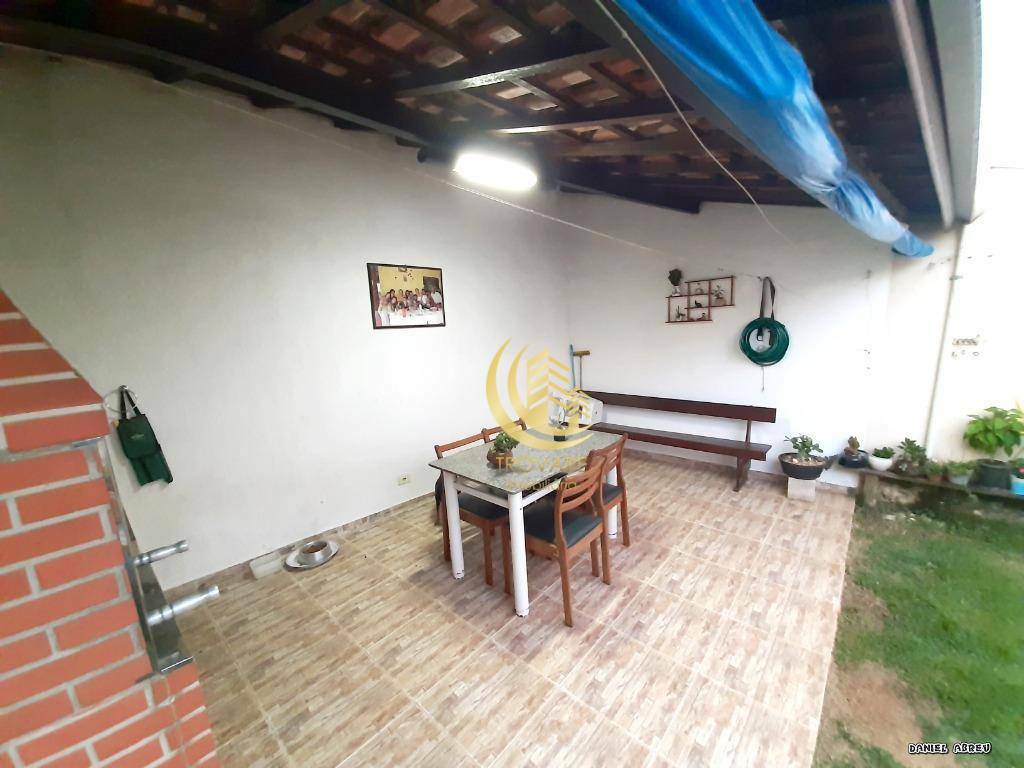 Casa à venda com 3 quartos, 100m² - Foto 21