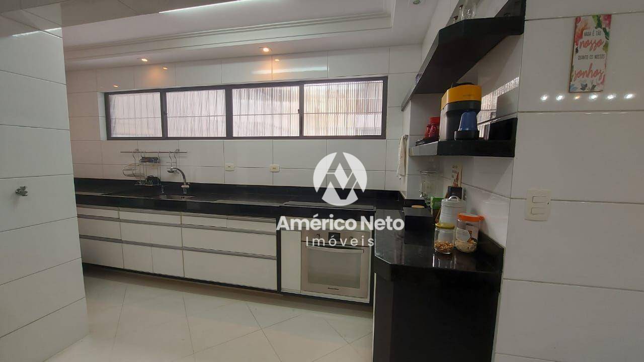 Apartamento à venda com 3 quartos, 116m² - Foto 3