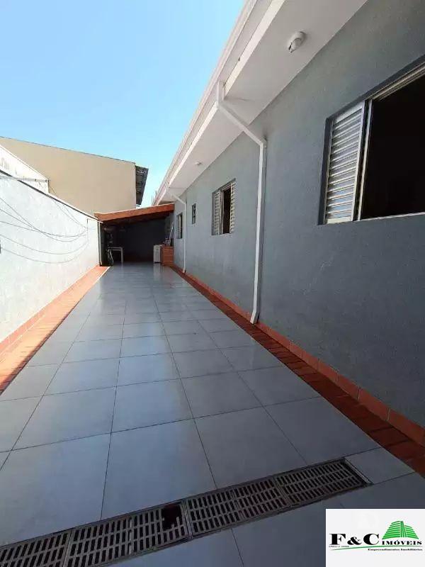 Casa à venda com 3 quartos, 200m² - Foto 21