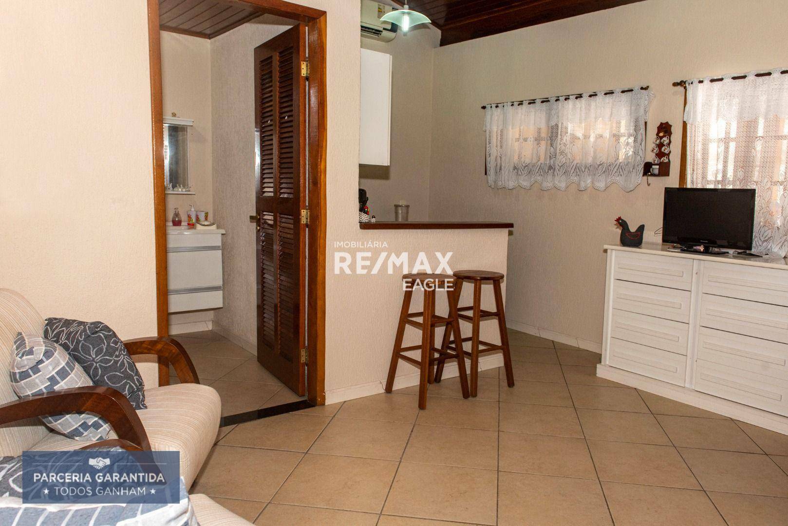 Casa à venda com 4 quartos, 380m² - Foto 22