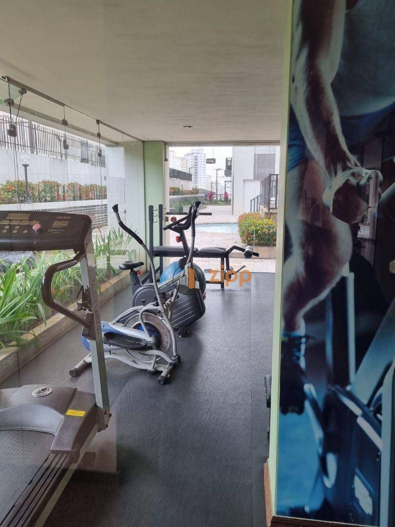 Apartamento para alugar com 3 quartos, 70m² - Foto 7