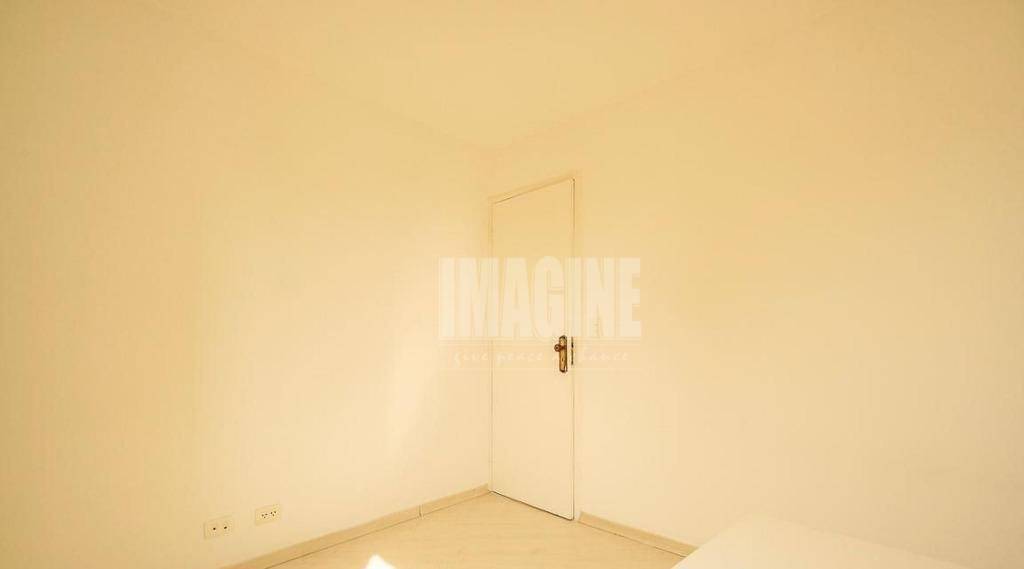 Apartamento à venda com 2 quartos, 60m² - Foto 12