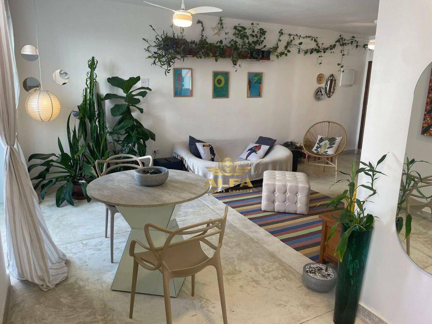 Apartamento à venda com 2 quartos, 70m² - Foto 3