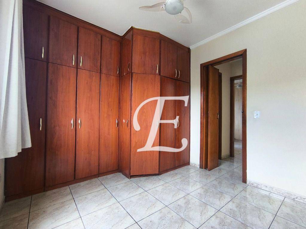 Apartamento para alugar com 2 quartos, 60m² - Foto 15