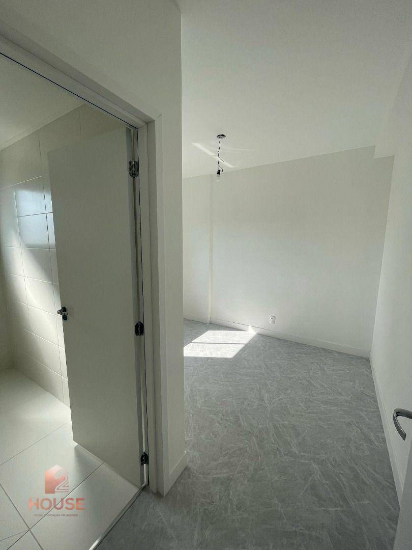 Apartamento à venda com 2 quartos, 68m² - Foto 9