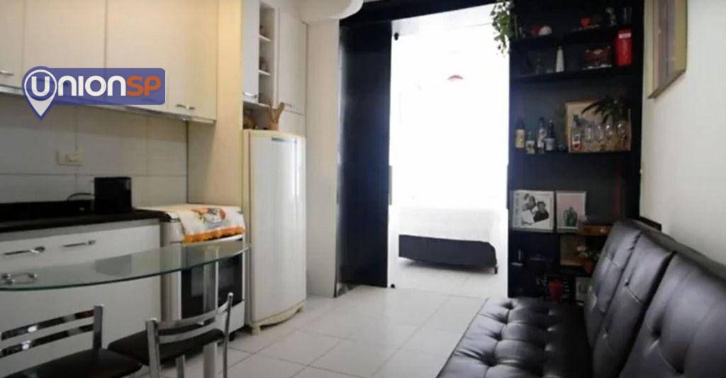 Apartamento à venda com 1 quarto, 32m² - Foto 1