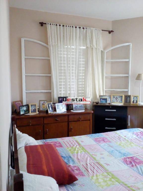 Apartamento à venda com 2 quartos, 70m² - Foto 37