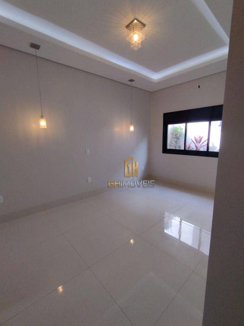 Casa à venda com 3 quartos, 200m² - Foto 24