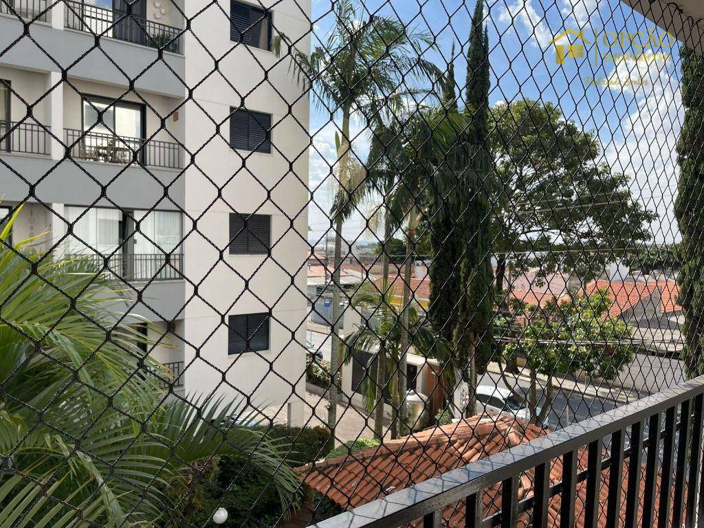 Apartamento à venda com 2 quartos, 70m² - Foto 3