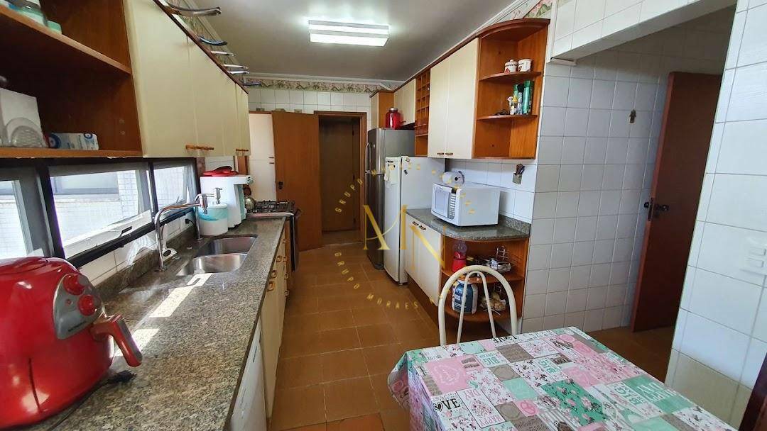 Apartamento à venda com 4 quartos, 154m² - Foto 6