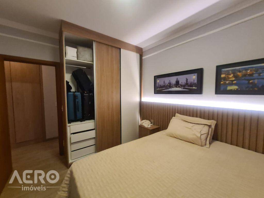 Casa de Condomínio à venda com 3 quartos, 209m² - Foto 21