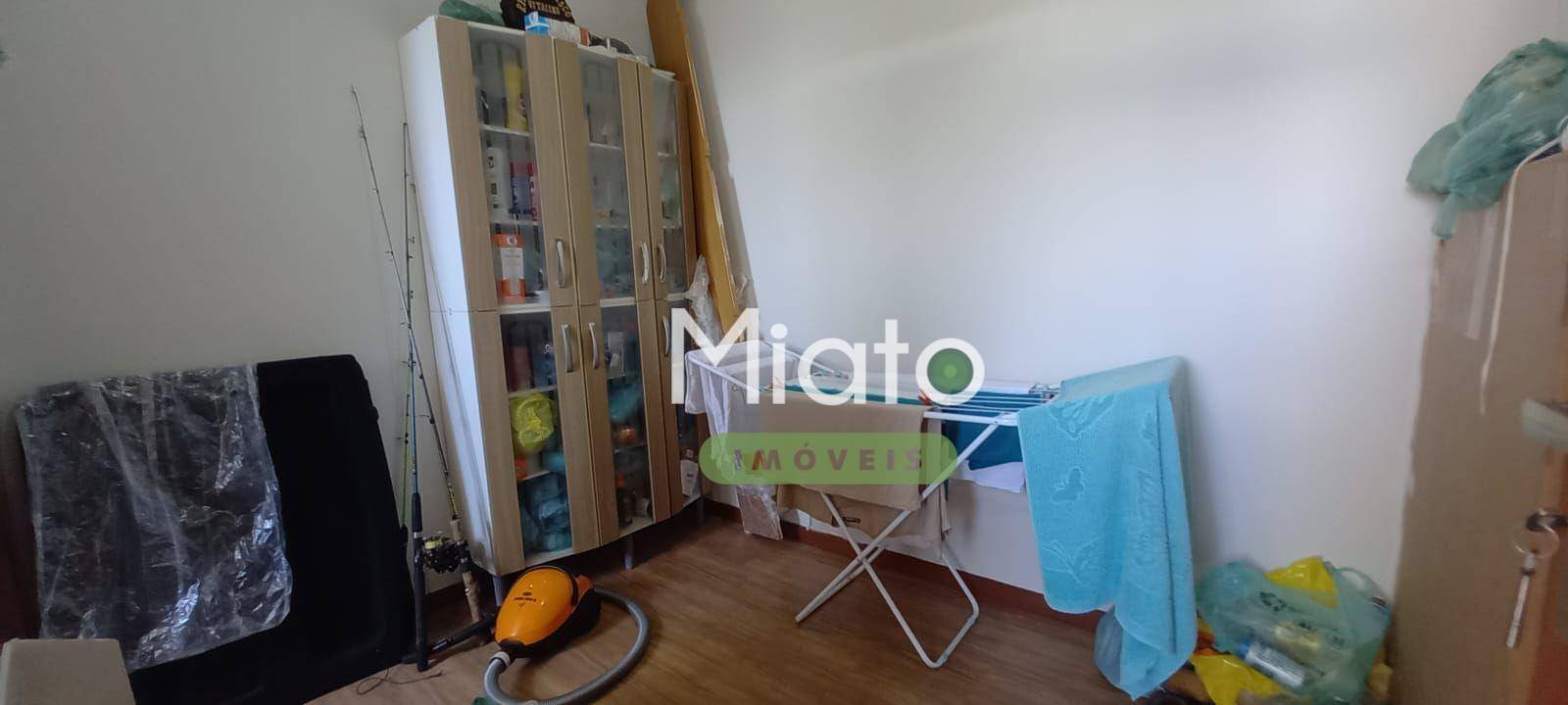 Apartamento à venda com 2 quartos, 77m² - Foto 17