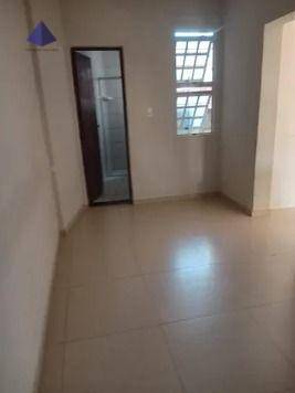 Sobrado à venda com 4 quartos, 100m² - Foto 8