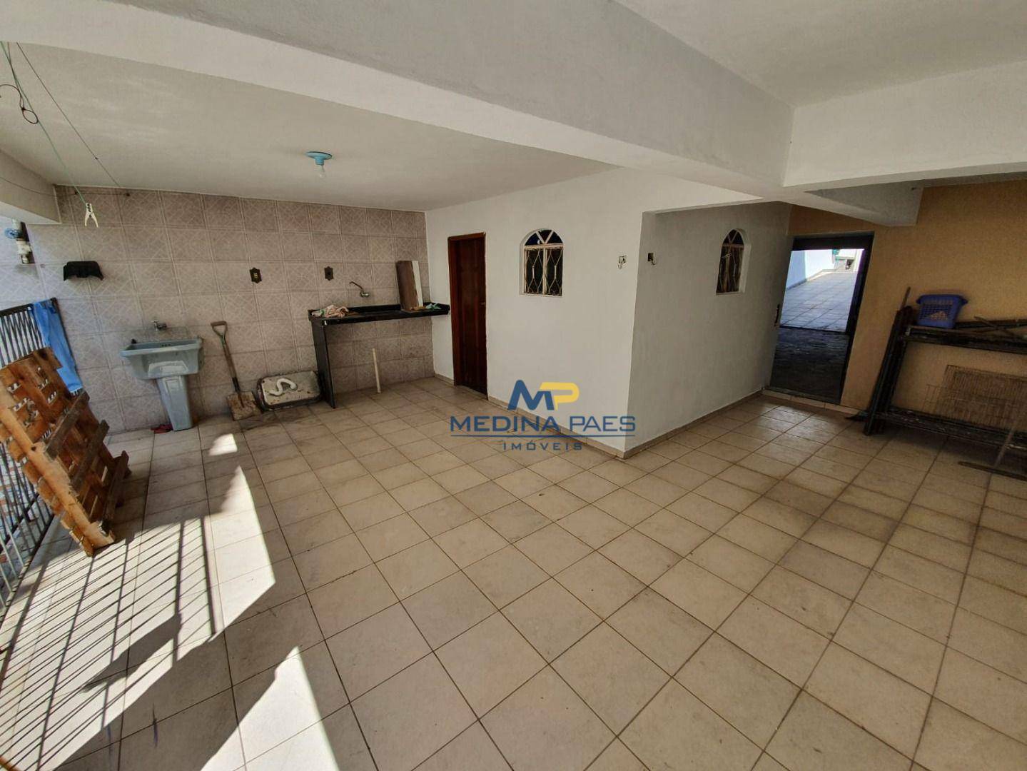 Casa à venda com 4 quartos, 360m² - Foto 26