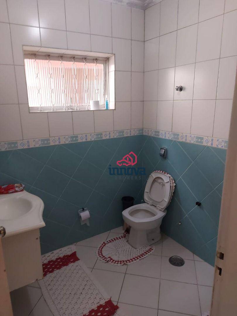 Casa à venda com 4 quartos, 201m² - Foto 26