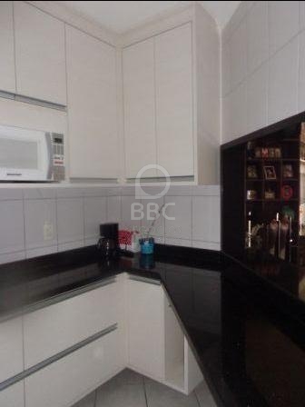 Apartamento à venda com 2 quartos, 70m² - Foto 5