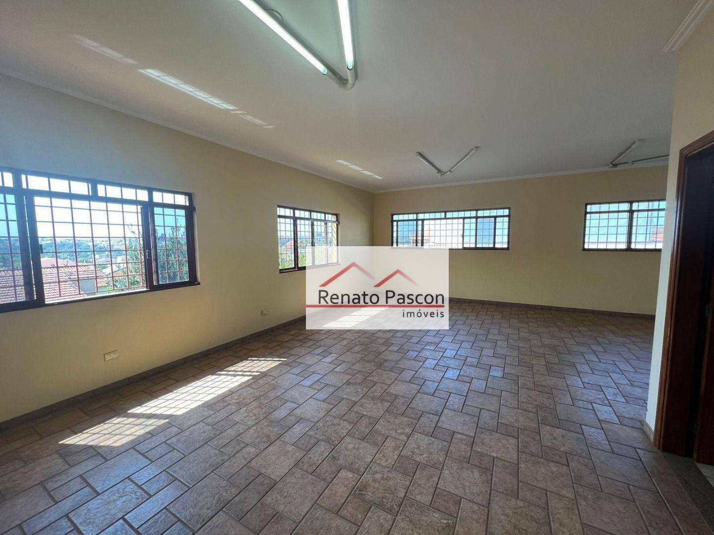 Casa à venda com 4 quartos, 360m² - Foto 16