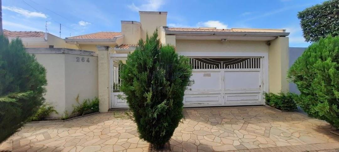 Casa à venda com 3 quartos, 280m² - Foto 1