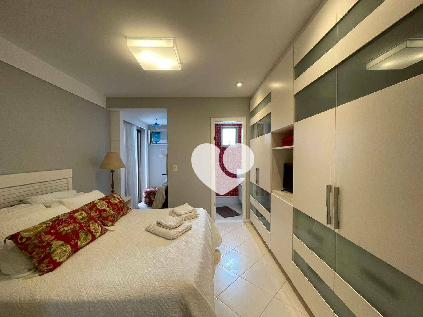 Apartamento à venda com 3 quartos, 125m² - Foto 9