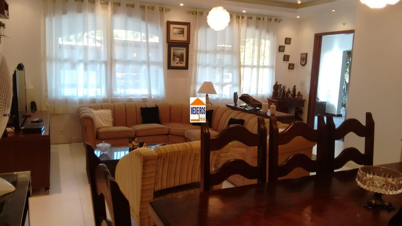 Casa à venda com 4 quartos, 480m² - Foto 4