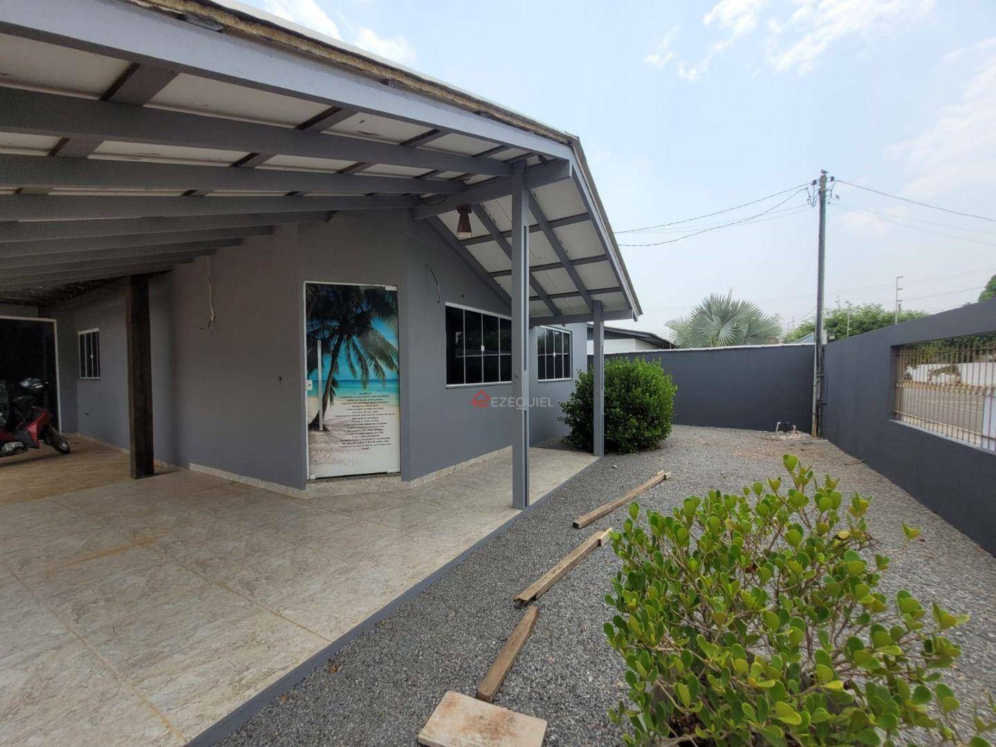 Casa para alugar com 2 quartos, 150m² - Foto 2