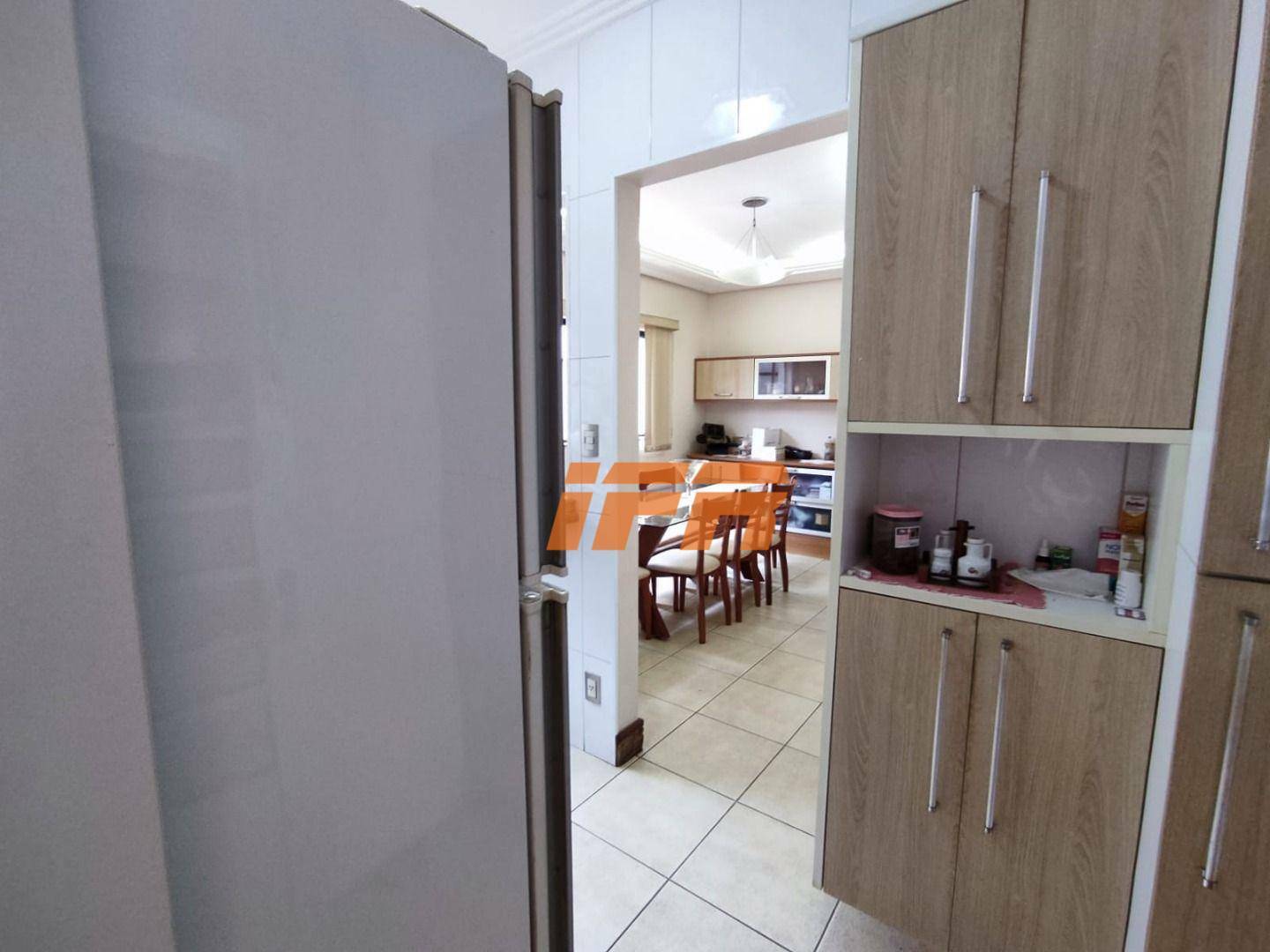 Casa de Condomínio à venda com 3 quartos, 189m² - Foto 13