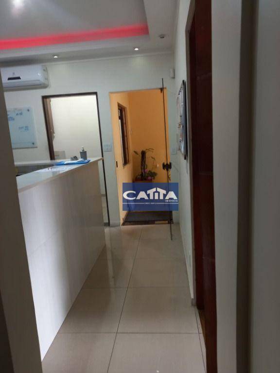 Sobrado à venda com 1 quarto, 200m² - Foto 17