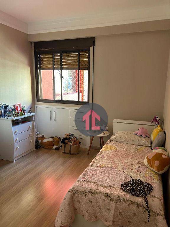 Apartamento à venda com 4 quartos, 181m² - Foto 20