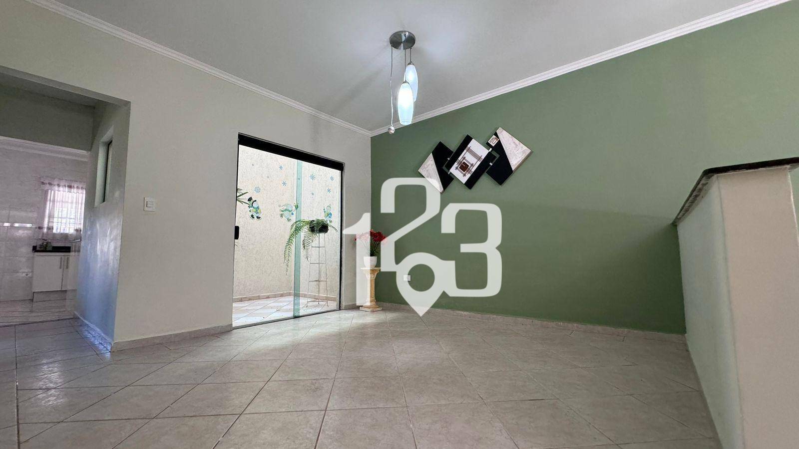 Casa à venda e aluguel com 3 quartos, 300M2 - Foto 3