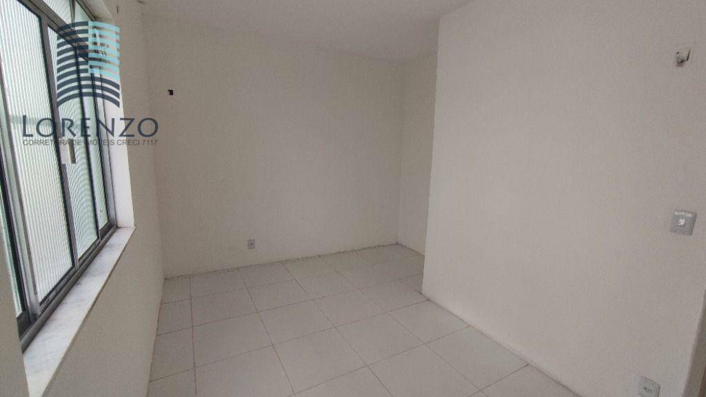 Apartamento para alugar com 2 quartos, 80m² - Foto 9