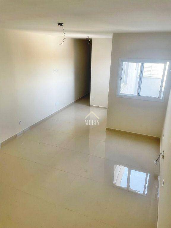 Apartamento à venda com 2 quartos, 68m² - Foto 2