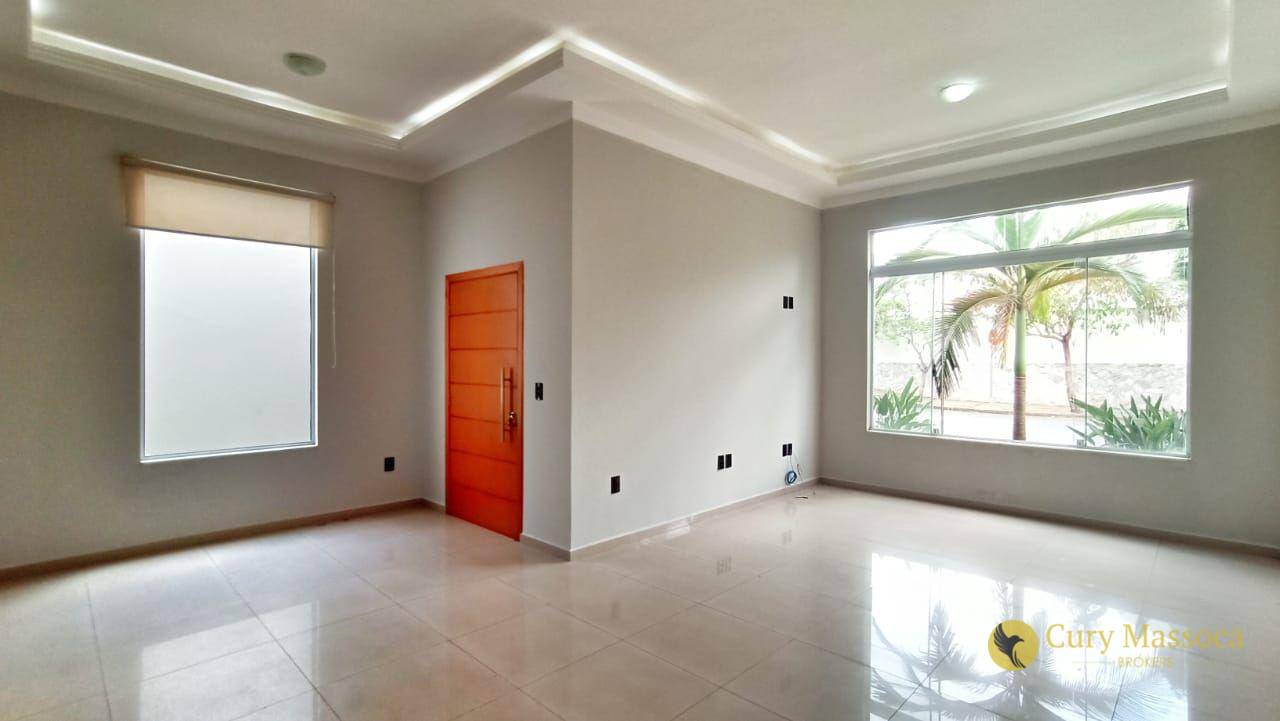 Casa de Condomínio à venda e aluguel com 3 quartos, 200m² - Foto 2